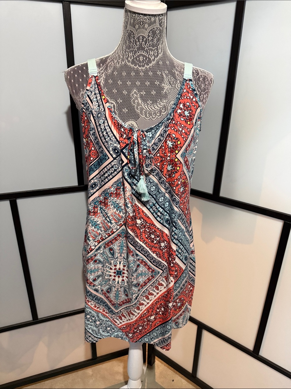 Secret Treasures Coral, Teal & Navy Paisley Slip